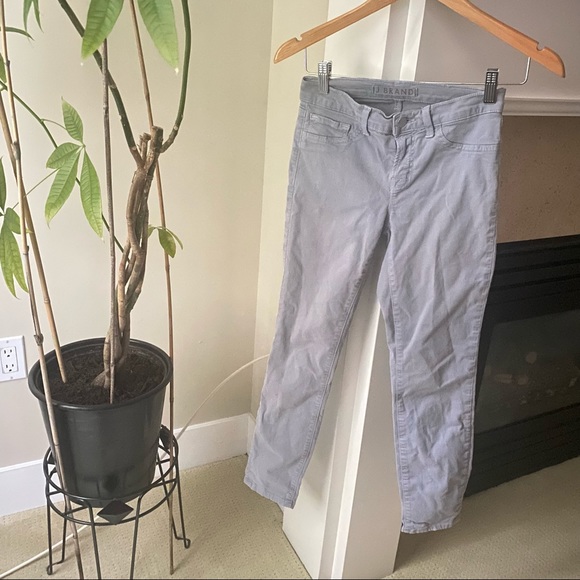 J BRAND Gray Skinny Leg Ankle Jeans in Heaven - Picture 2 of 11